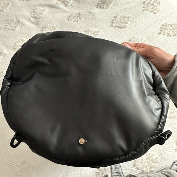 Caraa Remus Duffle - Picture 7 of 16